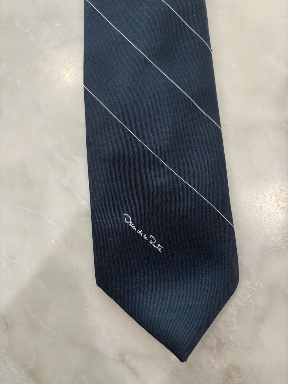 Oscar de la Renta Navy Tie with White Diagonal Stripes